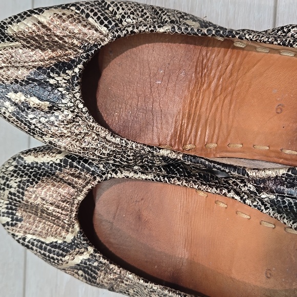 Tieks By Gavriell Snakeskin Ballet Flats Slide Leather Shoes Sz 9 - Picture 11 of 11